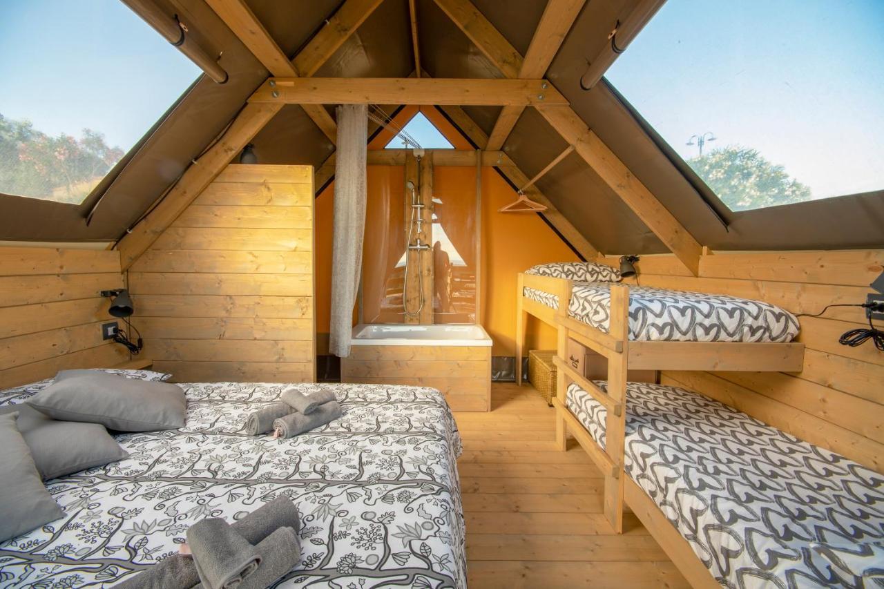 Glamping Debbiare Hotel Riparbella Kültér fotó